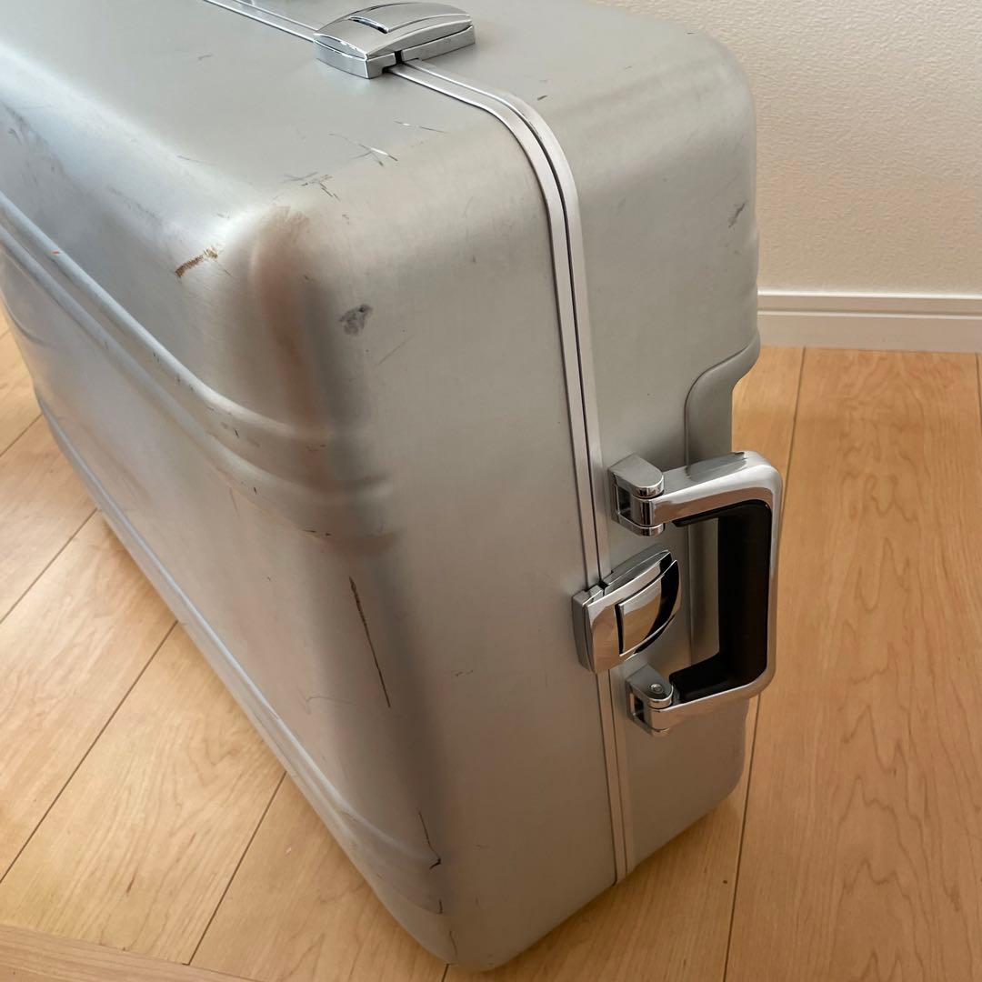 BN4538□ZERO HALLIBURTON スーツケース キャリーケース