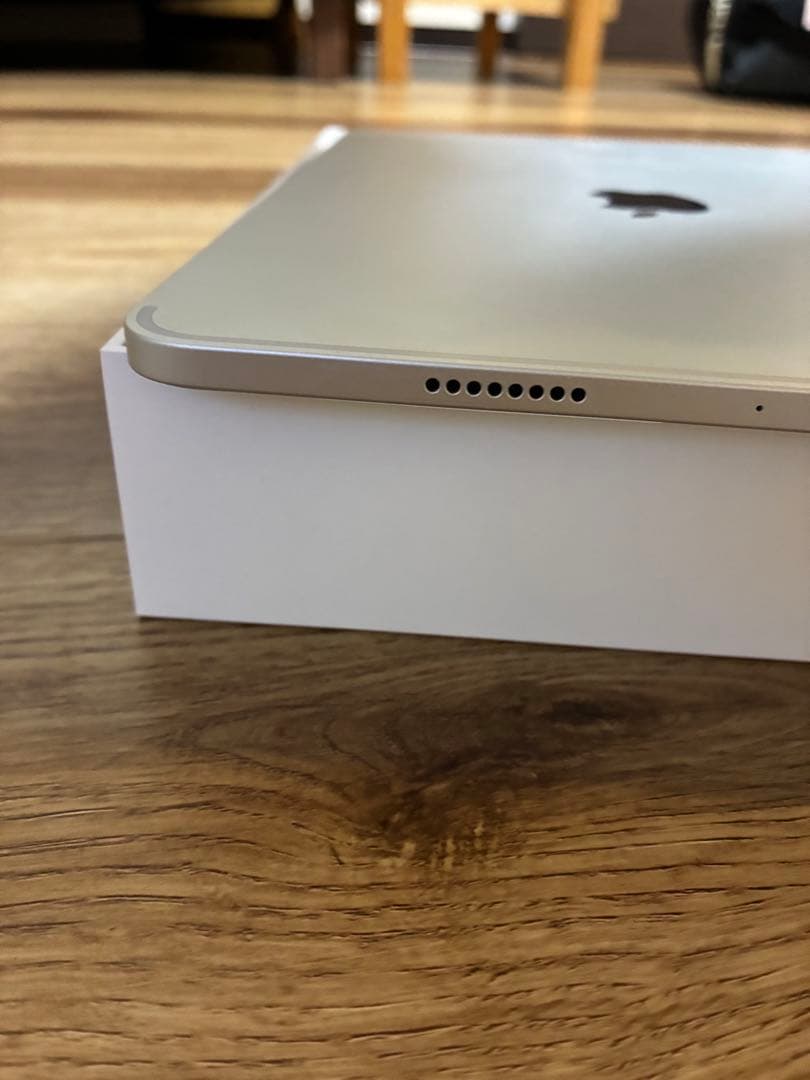 Apple iPad Pro 11インチ第四世代M2整備済み