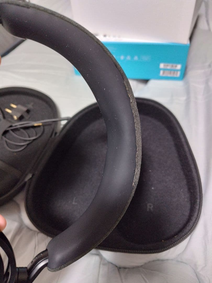 ヘッドホン Sennheiser MOMENTUM 4 Wireless
