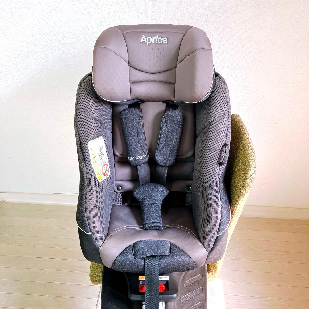 アップリカ チャイルドシート クルリラ プレミアム ISOFIX 回転式 高級