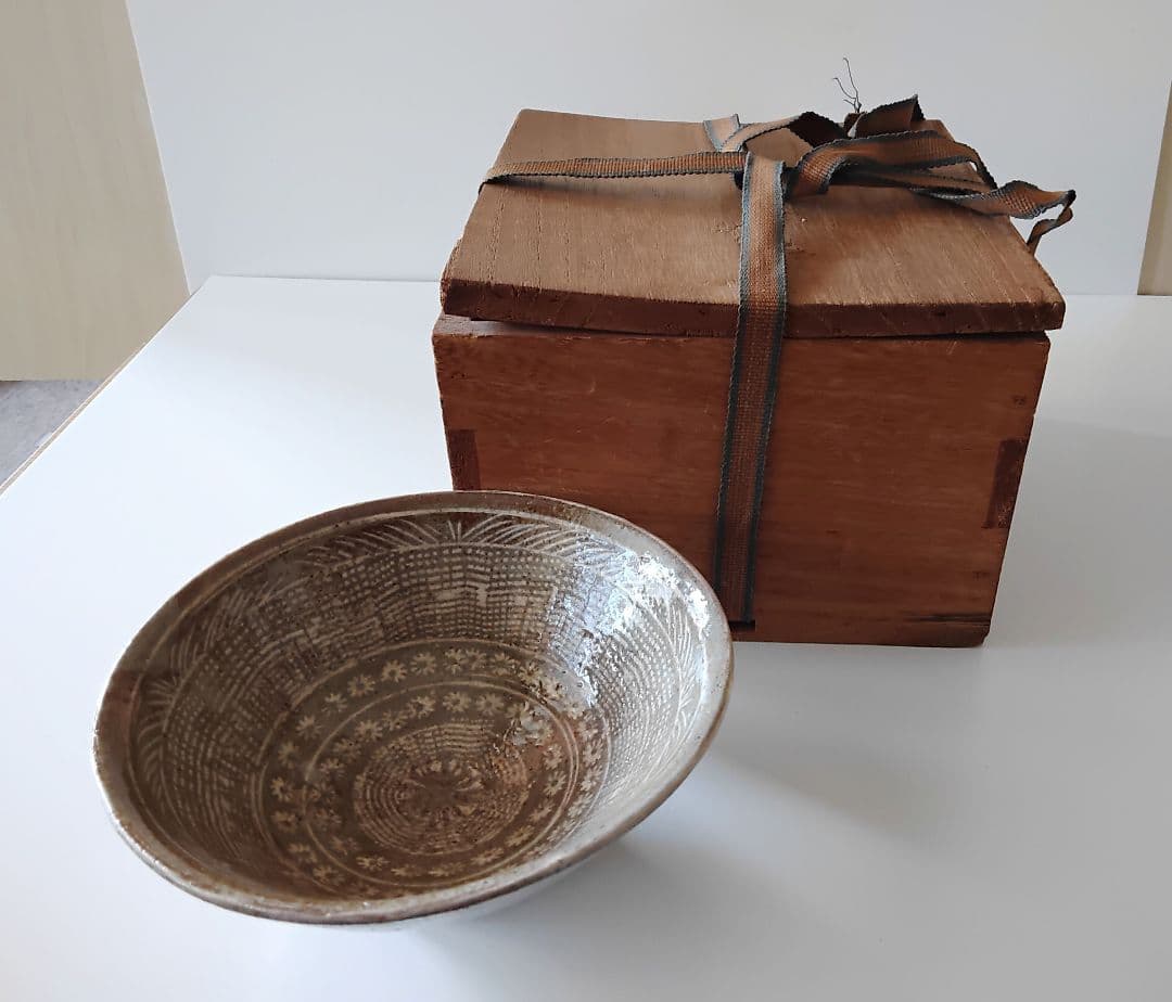 三島手　抹茶碗　作者不詳　韓国　四十年程前