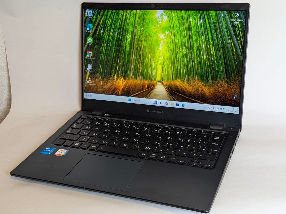 第11世代Core i5 Dynabook G83/HS A67