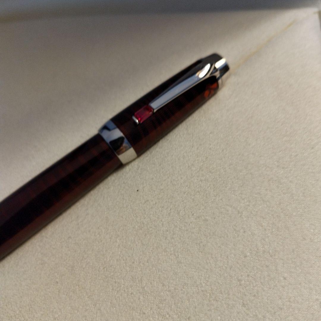 MONTBLANC　ローラーボールペンボエム 　限定品レッド色 パソ・ドブレ