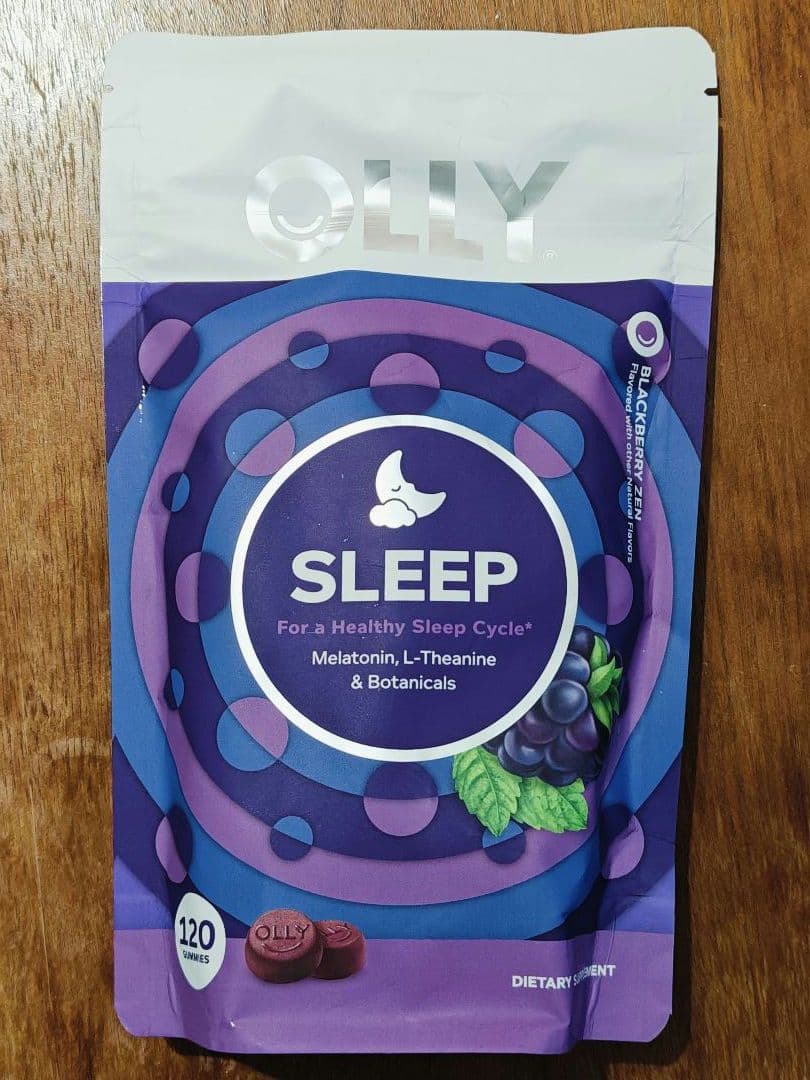 OLLY サプリメント 120粒入り メラトニングミ