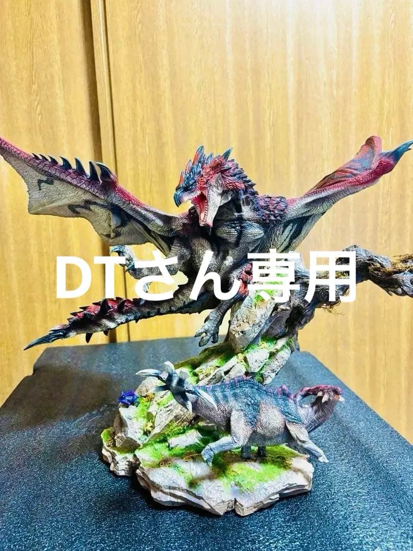 モンスターハンター リオレウス フィギュアクリエイターズモデルと比較あり