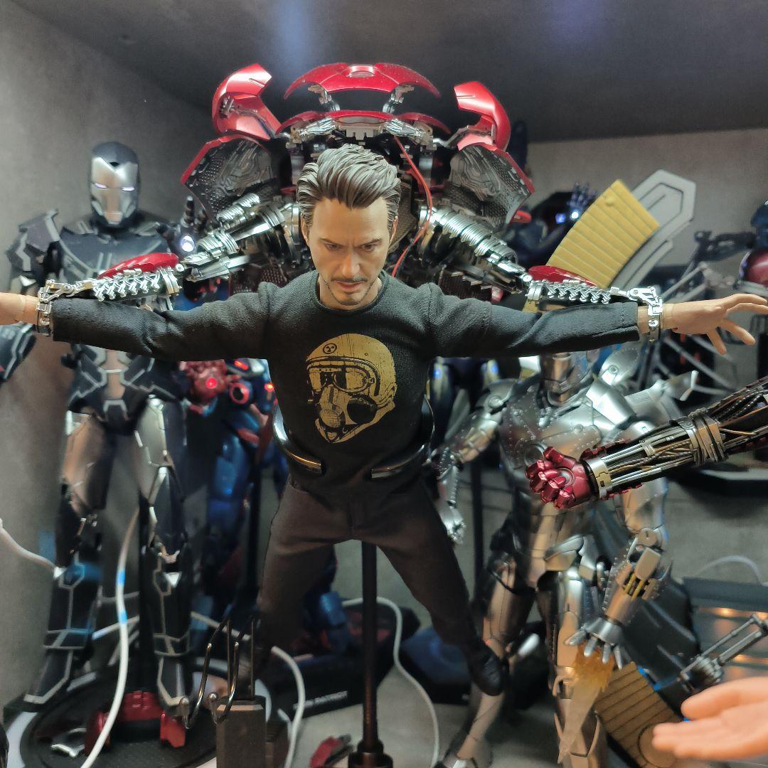 ホットトイズ 1/6 アイアンマン マーク7 スーツアップ版 MMS718
