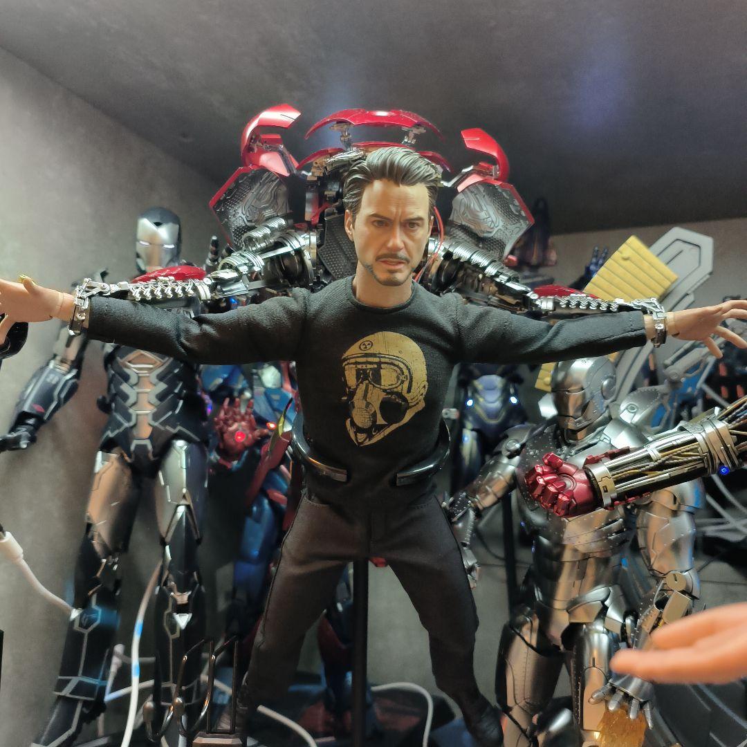 ホットトイズ 1/6 アイアンマン マーク7 スーツアップ版 MMS718