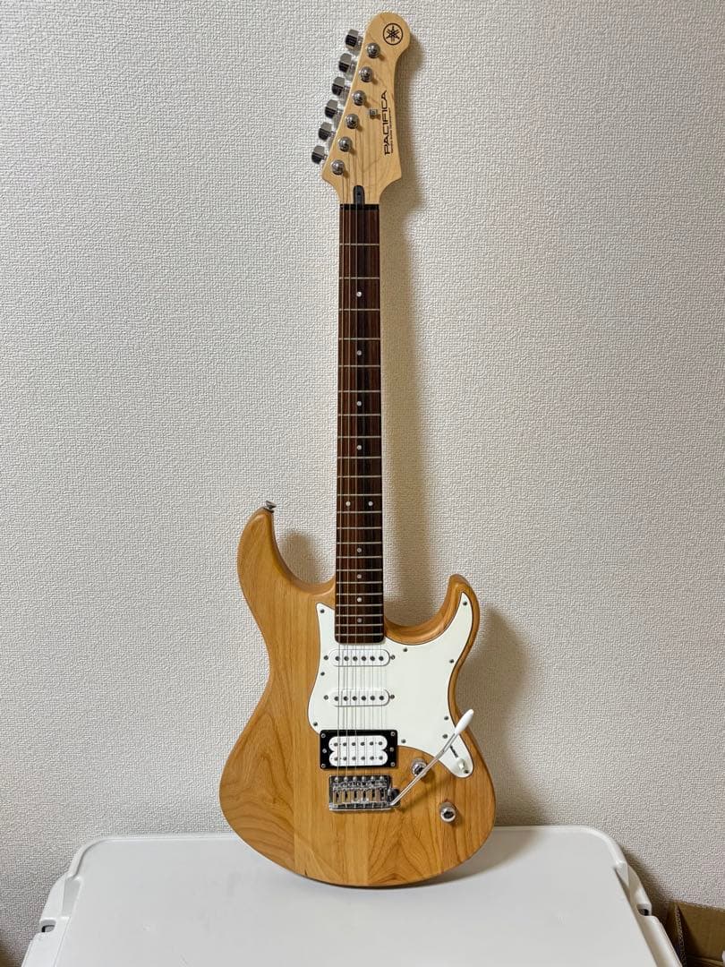 Yamaha PACIFICA エレキギター&カポ&弦