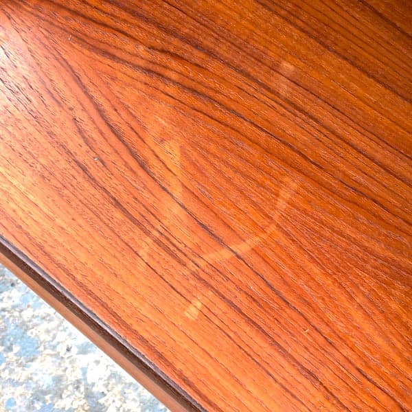 北欧ビンテージ　ナイトテーブル　サイドテーブル　ベッドサイドチェスト