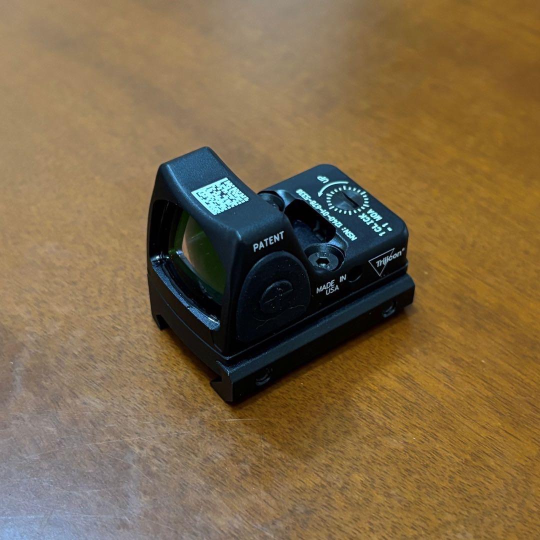 大光量版●HOLYWARRIOR RMR HRS●トリジコンマイクロドットBK