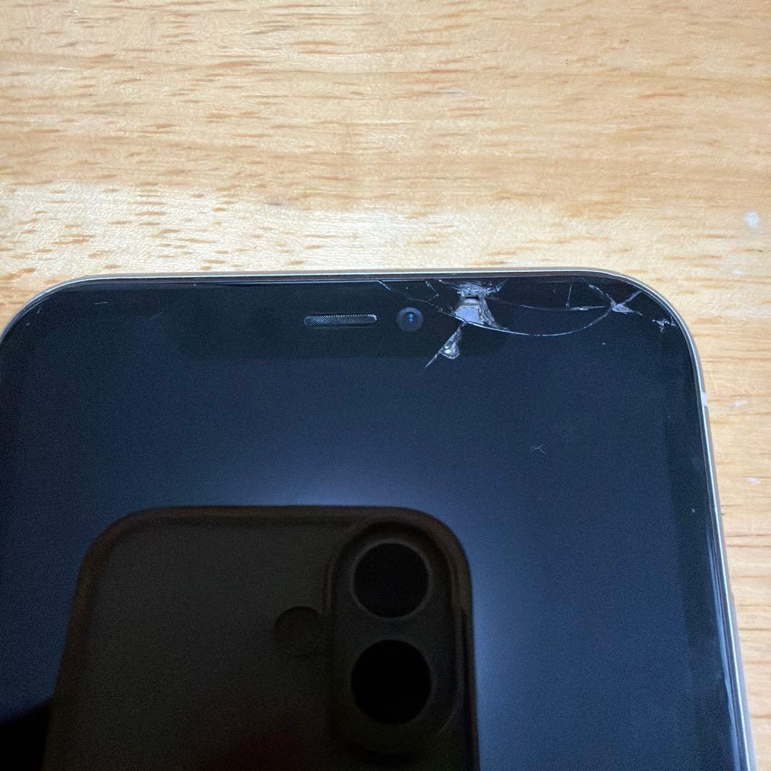 Apple iPhone 11 ホワイト　128GB