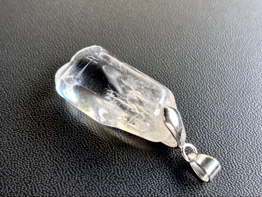 限定特価　究極品質　タンザニアマスタークリスタル　モンドクオーツのジェネシスPT