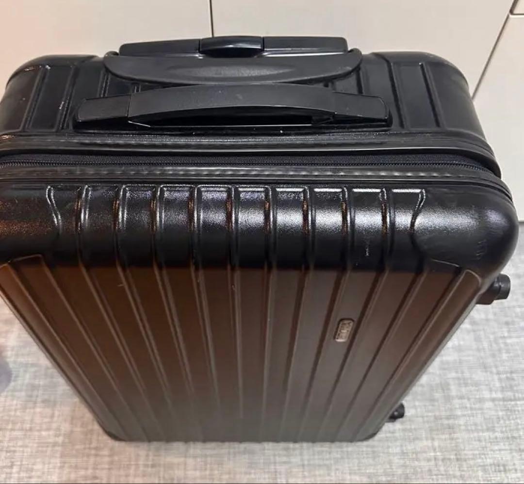 リモワ　サルサ　ブラック　スーツケース　機内持込可　35L