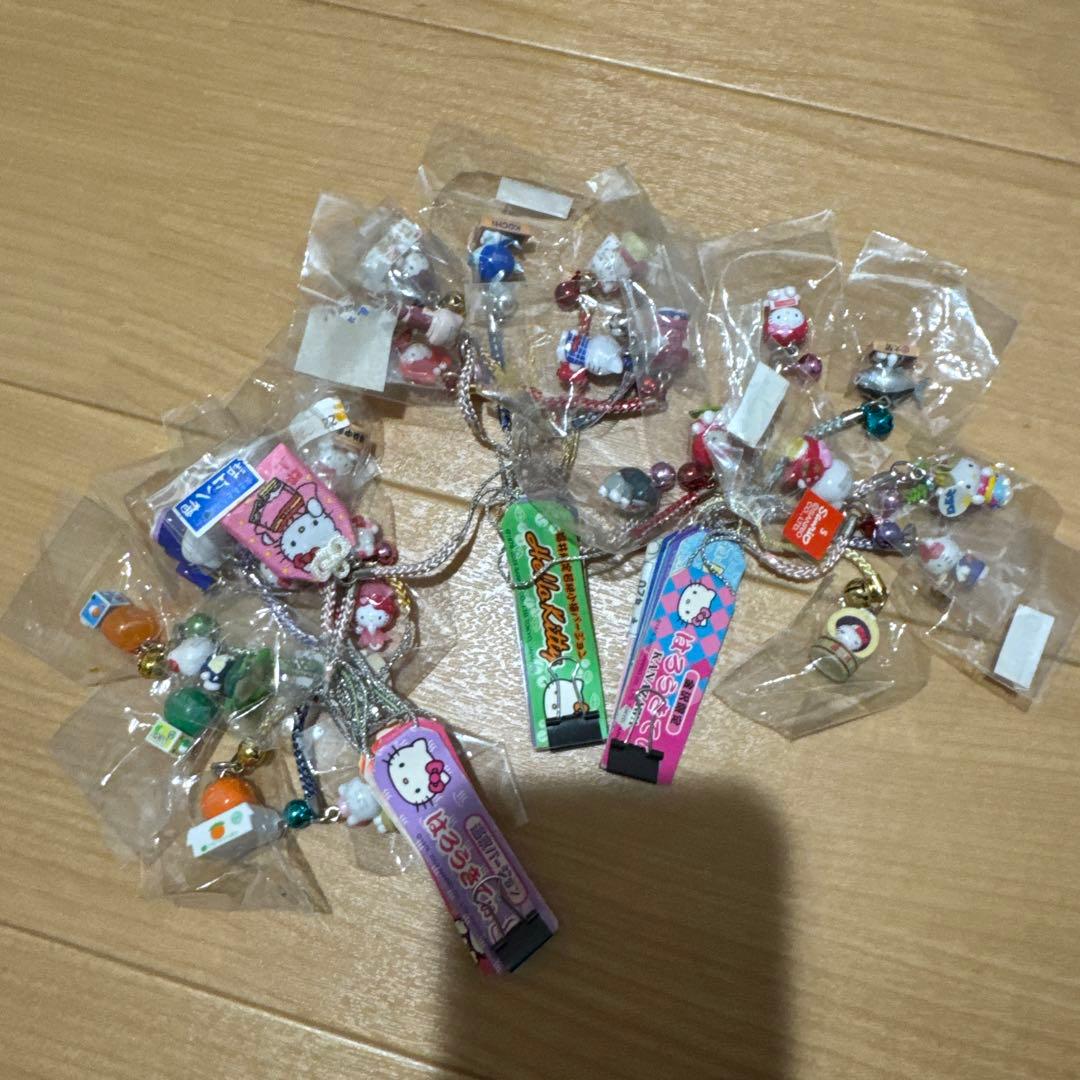 ご当地キティ　約400個