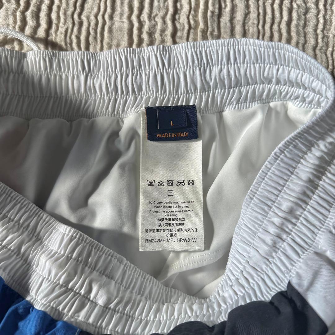 Louis Vuitton 水着　タグ付き