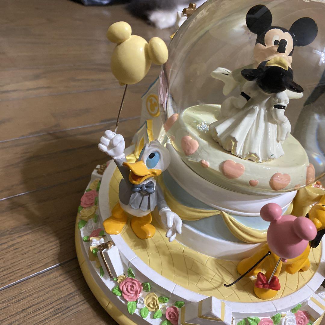 ミッキーフレンズ　スノードーム　オルゴール　ウェディング