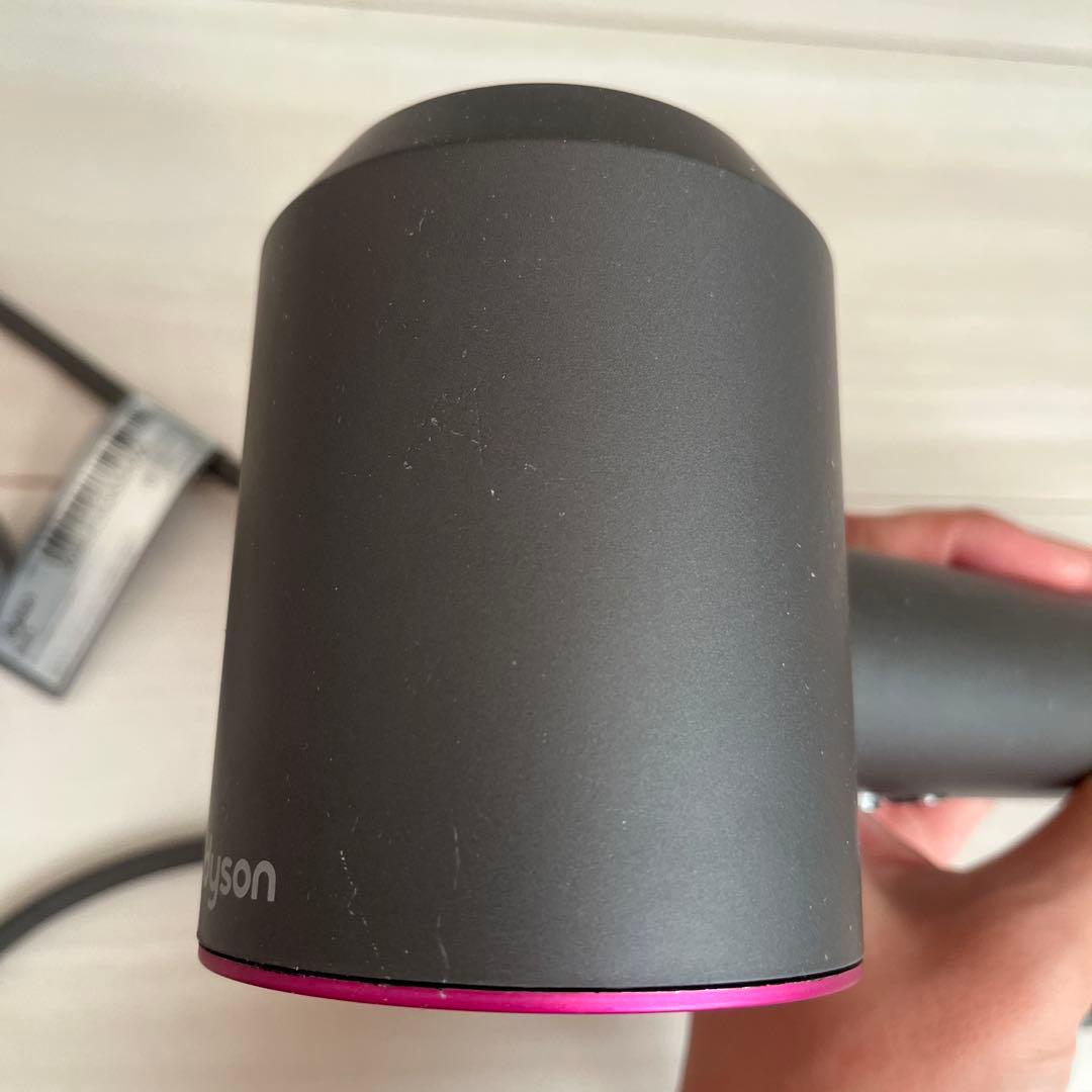 Dyson ダイソン HD01 ヘアドライヤー　ピンク