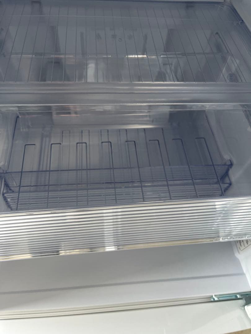 【2025年式】シャープ 冷凍冷蔵庫 SJ-PD28P-W 280L T