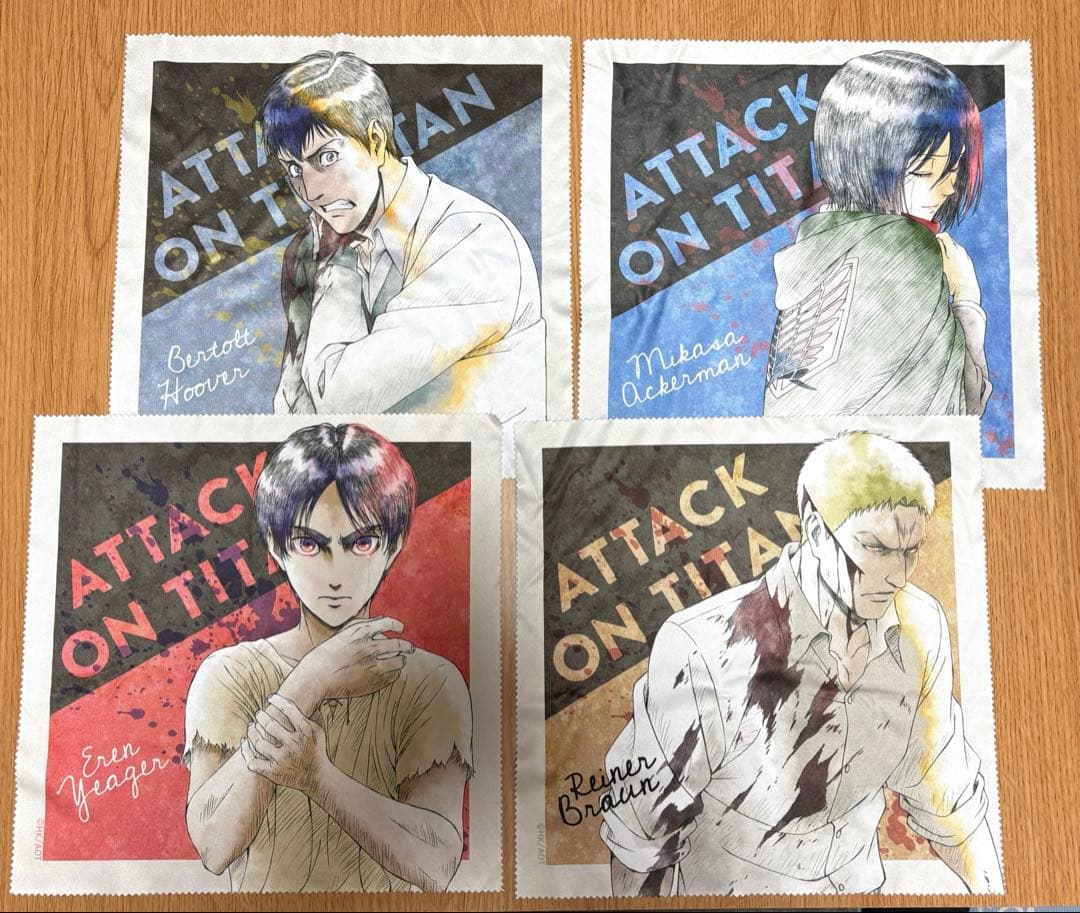 【4枚セット】進撃の巨人　WIT STUDIO 描き下ろしマルチクロス