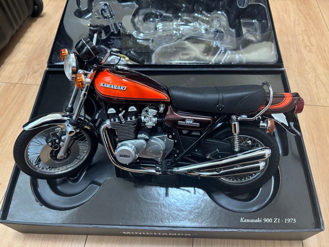 最終値下げ！【美品】MINICHAMPS Kawasaki 900Z1 1/6