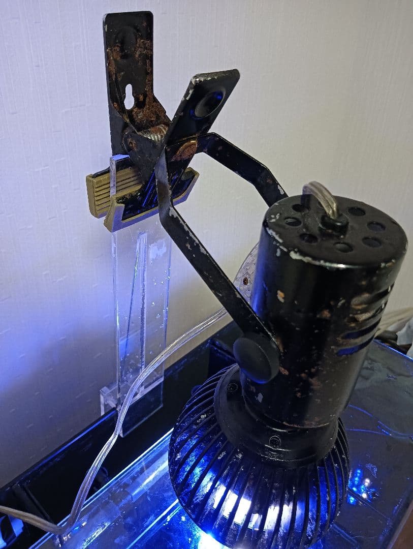 えびちゃ☆お　GEX グラステリア AGS450 水槽 ライト