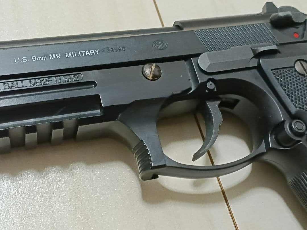 【中古品】東京マルイ ガスガン「M92Fミリタリーモデル」＋アンダーレール装備