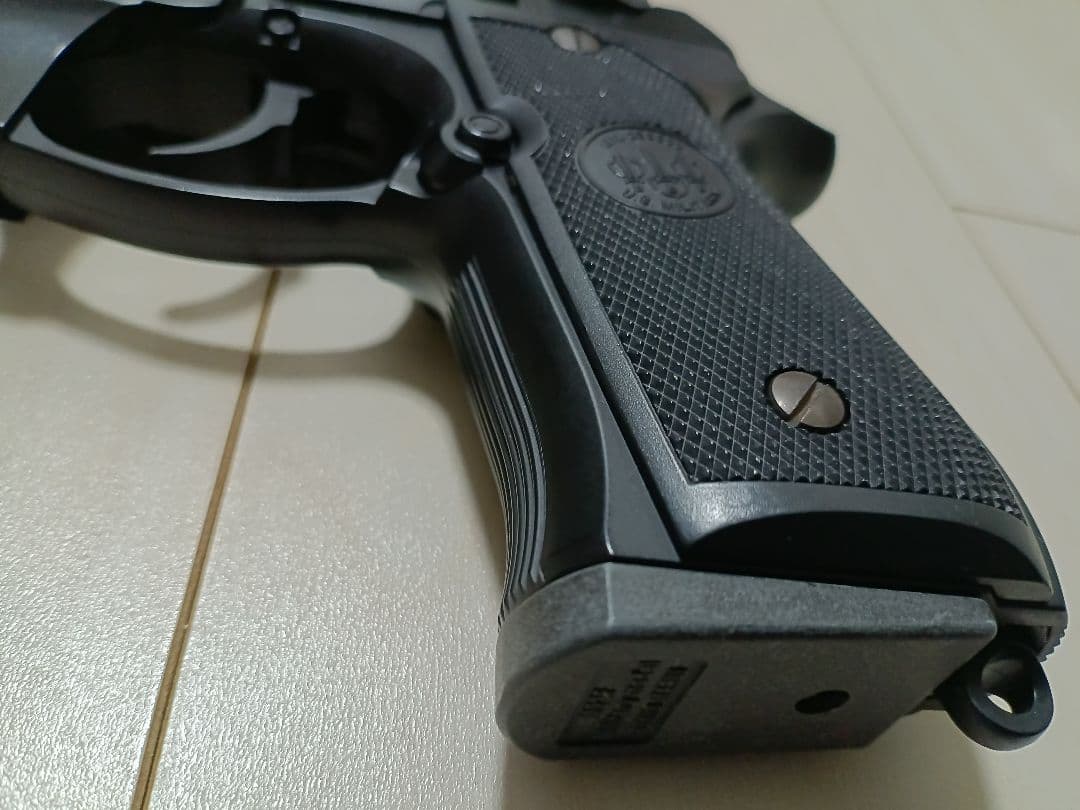 【中古品】東京マルイ ガスガン「M92Fミリタリーモデル」＋アンダーレール装備