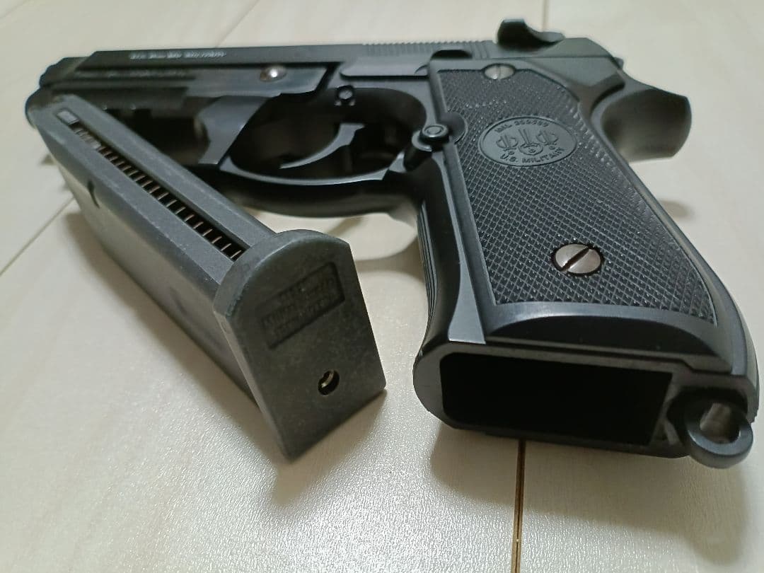 【中古品】東京マルイ ガスガン「M92Fミリタリーモデル」＋アンダーレール装備