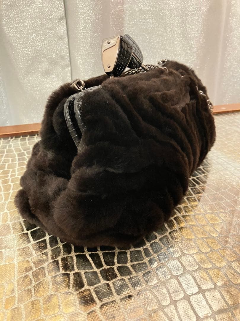 Ferragamo パーティーバッグ 黒 ファー　リザード　ミンク