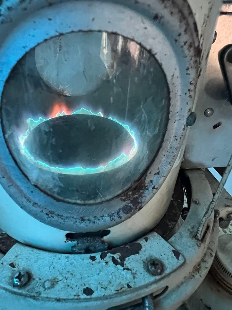 アラジン ブルーフレーム 灯油ヒーター、おそらくモデル BF3912 最終価格