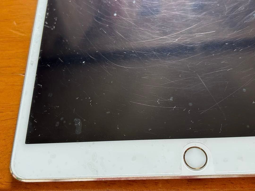 Apple iPad Pro 10.5 Cellularゴールド　256GB