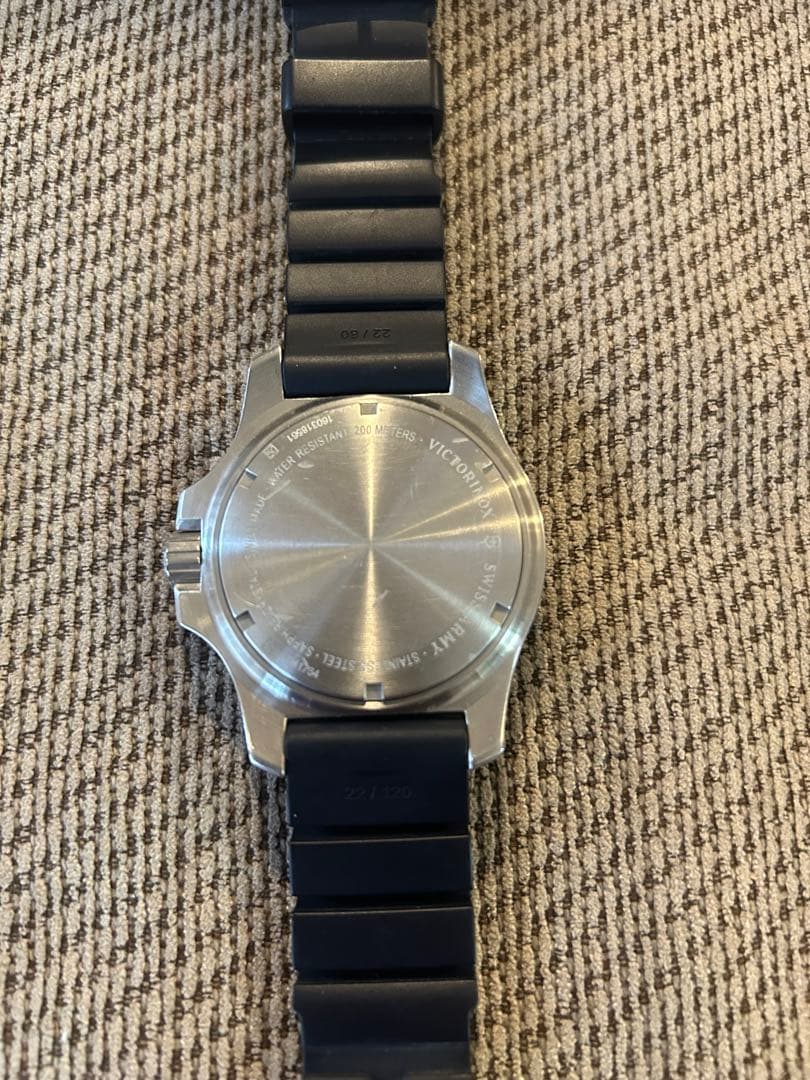 ビクトリノックス・スイスアーミー イノックスProfessional Diver