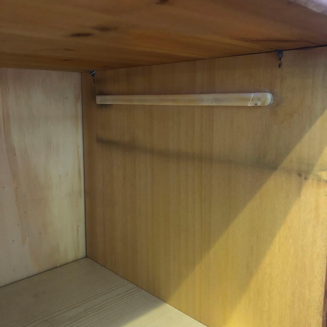 Alex　パイン無垢材　天然木　ナチュラルウッド カントリー風キャビネット