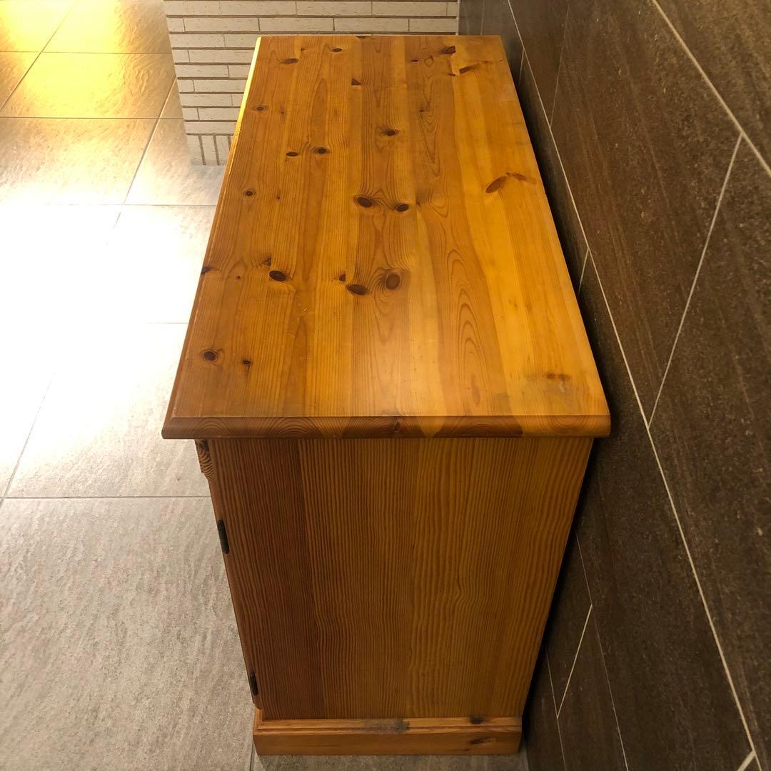 Alex　パイン無垢材　天然木　ナチュラルウッド カントリー風キャビネット