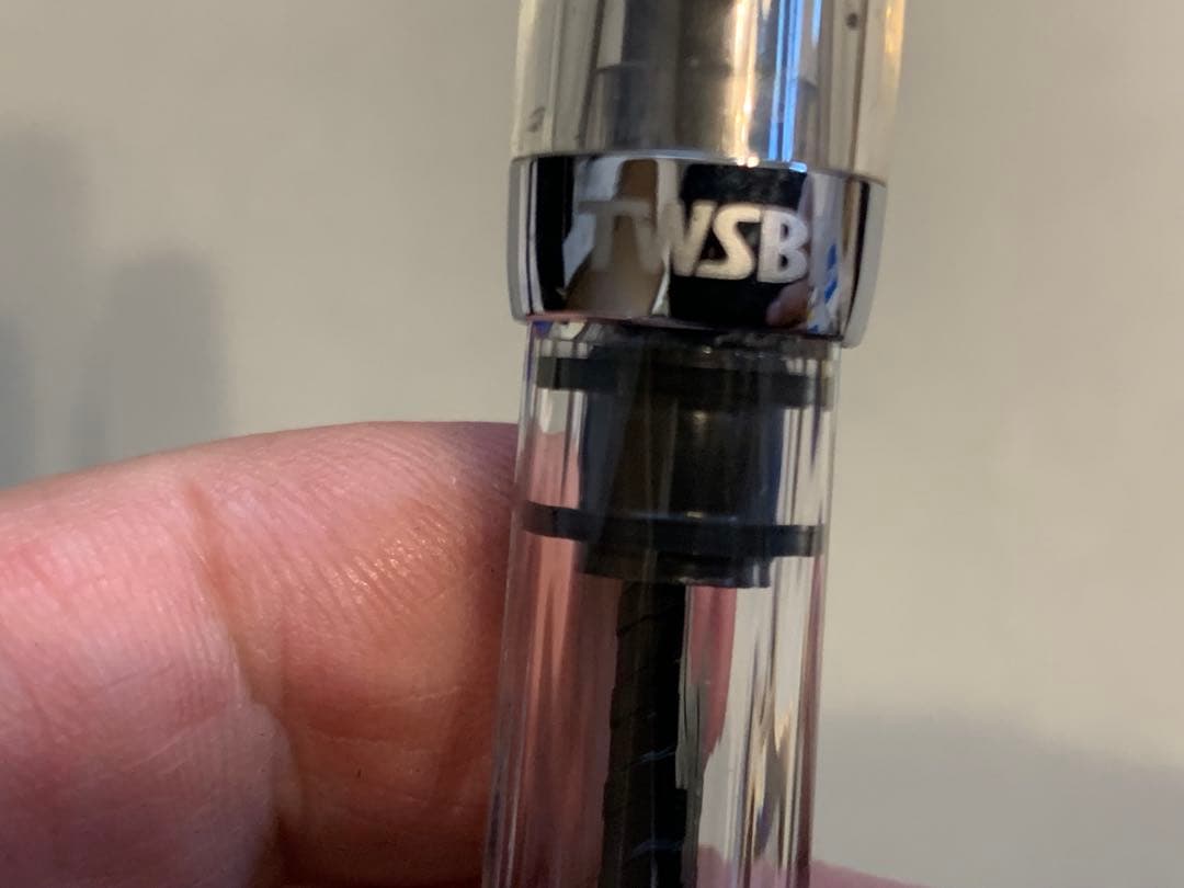 ツイスビー万年筆