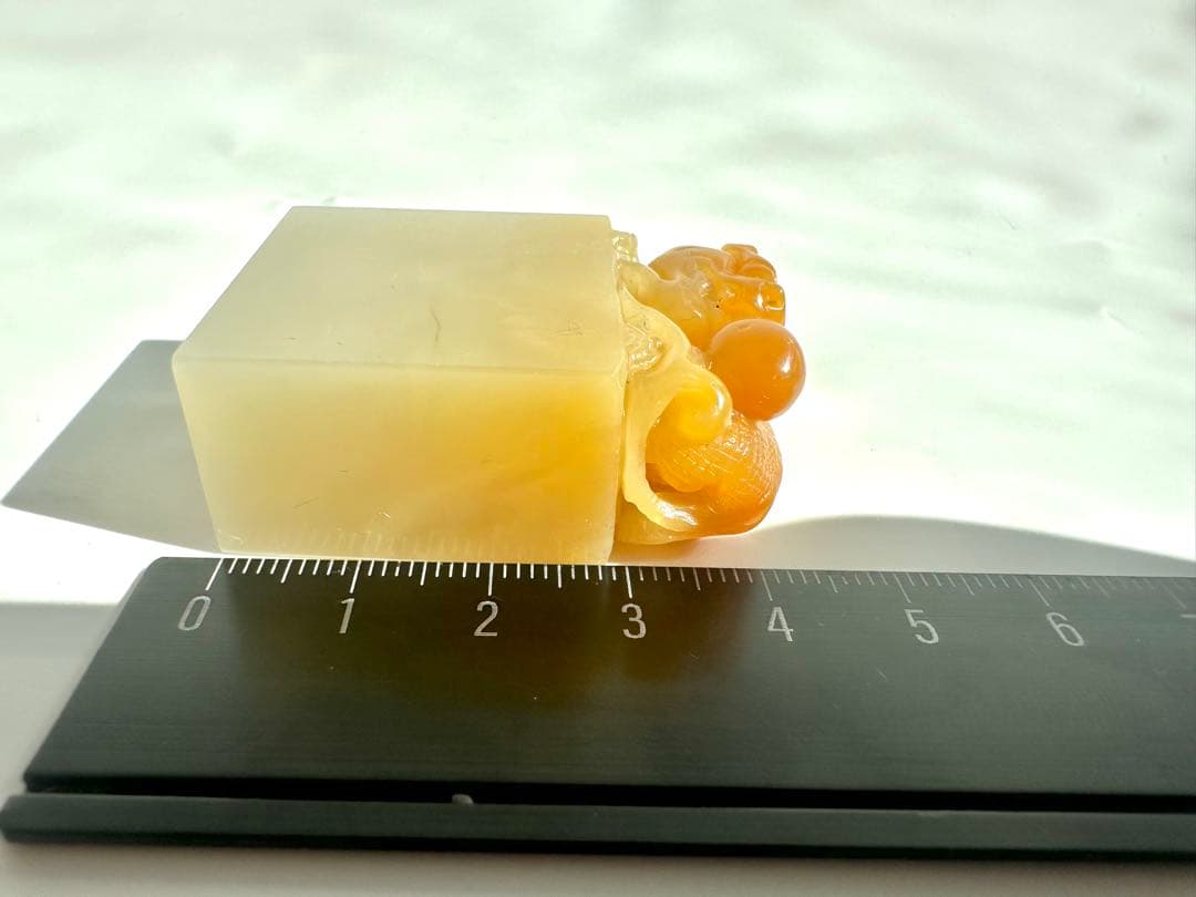 【螭虎】 古獣　美品　高級印材　篆刻　印石　ラオス　印石　水凍 田黄