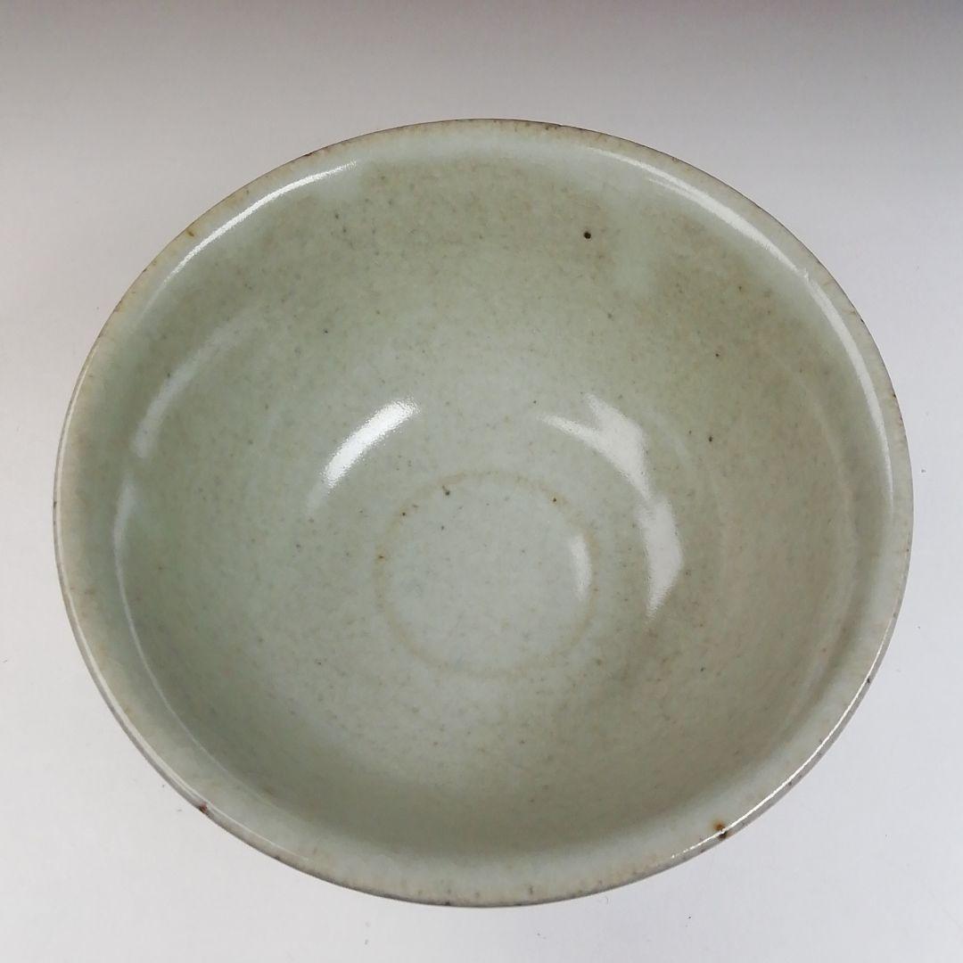Ｔ８４８　茶碗　『白釉　茶碗』『神楽の窯　奥田康博 作』　共箱　抹茶碗　茶道具