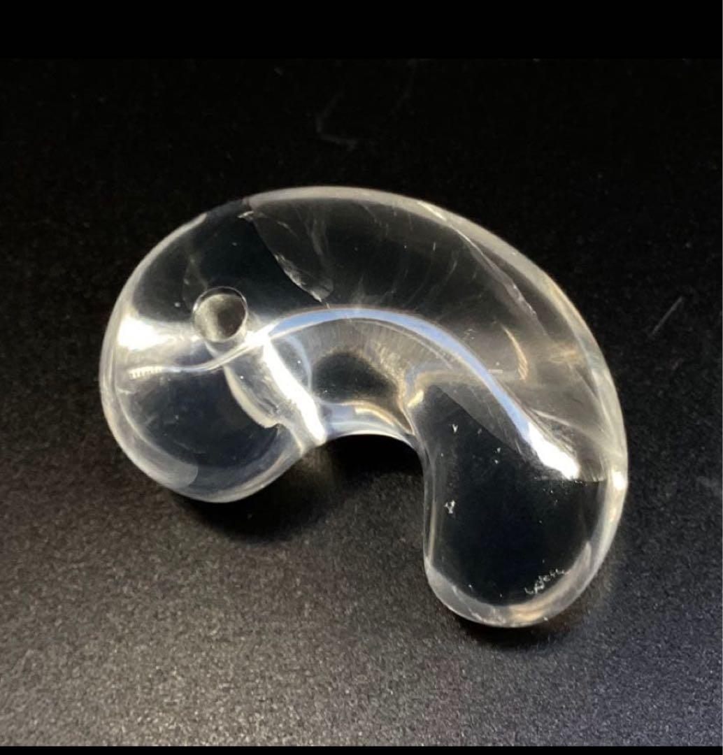 ✳幻影‼️ファントムクォーツ 山の形状　ガネッシュヒマール水晶勾玉　極上品鑑別書付