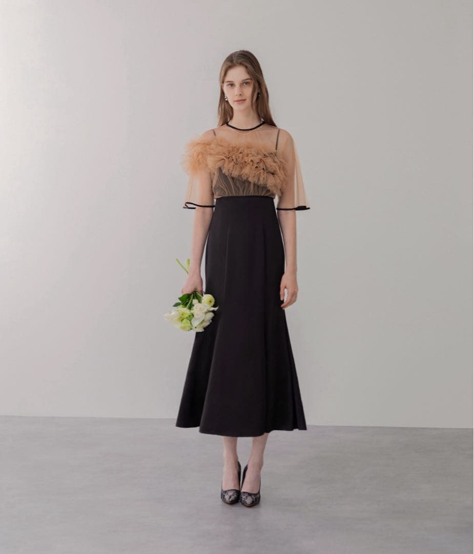 【LEJA】ボリュームチュールパイピングフレアドレスワンピース