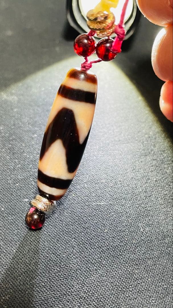 紫音✨最強‼️虎牙天珠 かなりお買い得‼️