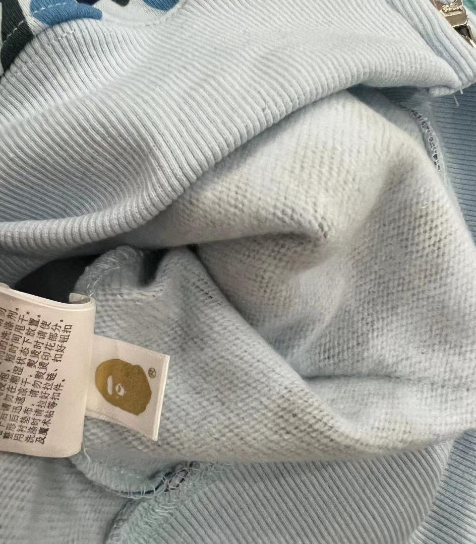 未使用 A BATHING APE ライトブルーカモフラージュパーカーL