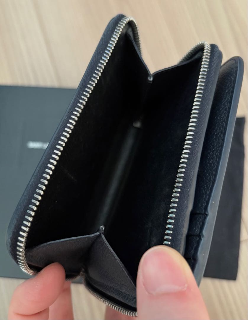 （美品・値下・付属品あり）SAINT LAURENT ネイビー 二つ折り財布