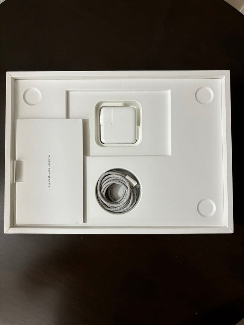 Apple MacBook Air M2 スペースグレー13インチ