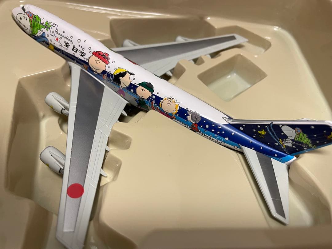 ANA　ボーイング747−400D　スヌーピー　フライングカラーズ