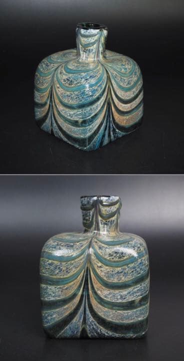 送料無料　大珍品　時代ガラス四角瓶　高さ11.5ｃｍ