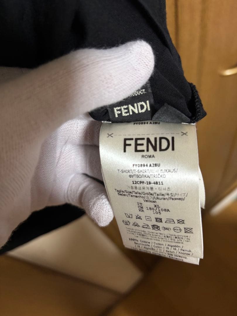 Fendi ブラック TシャツXL(朝倉未来着用)最安値！！