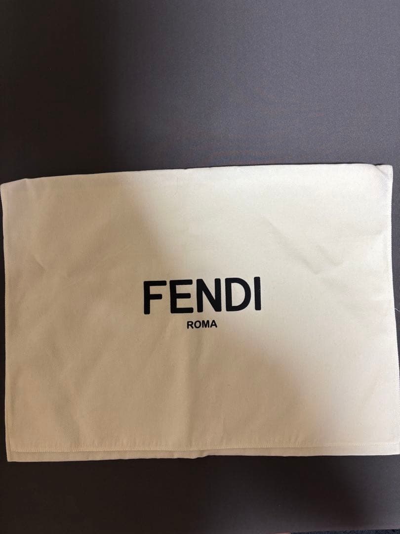 Fendi ブラック TシャツXL(朝倉未来着用)最安値！！