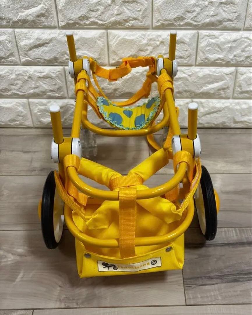 【オーダーメイド】犬車椅子　パーツ取り外し可能　頑丈　車輪回転良好 イエロー