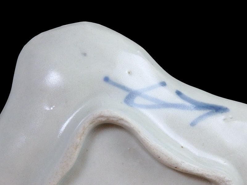 古伊万里　型刷印判　雨降りに花の図　変形皿　江戸期　E650AS-CVi