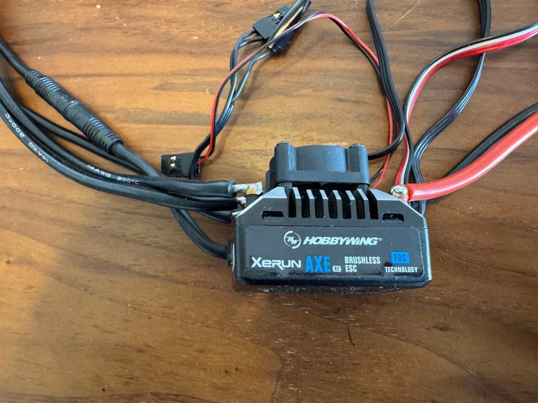 HOBBYWING XeRun ブラシレスモーター　ESC BEC ユニット